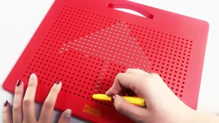 Magnet Tablet Pad – Reusable Drawing Board for Kids (Red)